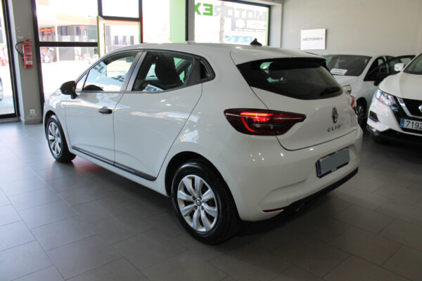 Renault Clio 1.5 DCI 85cv Business 5p. 2021 - Imagen 4