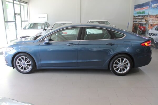 Ford Mondeo 2.0 TDCI 150cv Titanium 5p. 2019 - Imagen 3
