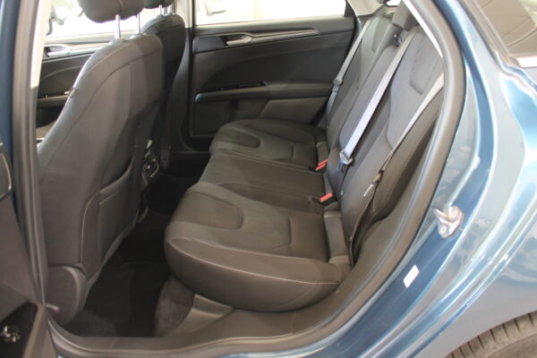 Ford Mondeo 2.0 TDCI 150cv Titanium 5p. 2019 - Imagen 11
