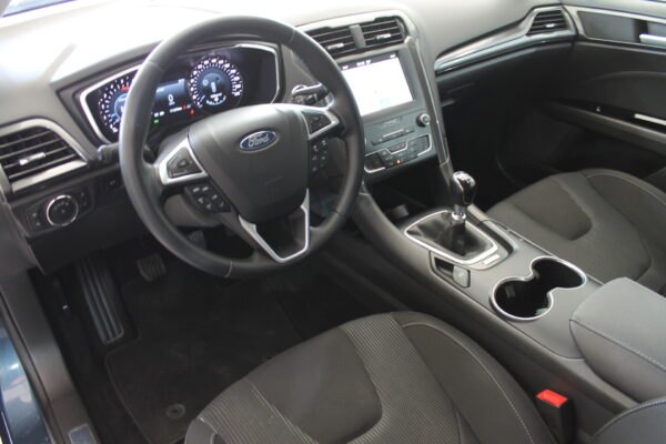 Ford Mondeo 2.0 TDCI 150cv Titanium 5p. 2019 - Imagen 13