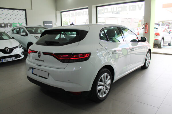 Renault Megane 1.5 DCI 115cv Business 5p. 2021 - Imagen 6