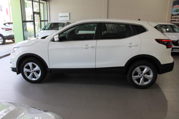 Nissan Qashqai 1.5 DCI 115cv Visia 4X2 5p. 2019 - Imagen 3
