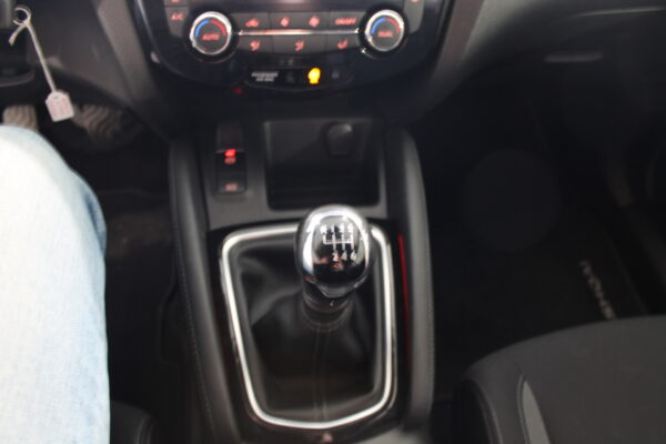 Nissan Qashqai 1.5 DCI 115cv Visia 4X2 5p. 2019 - Imagen 20