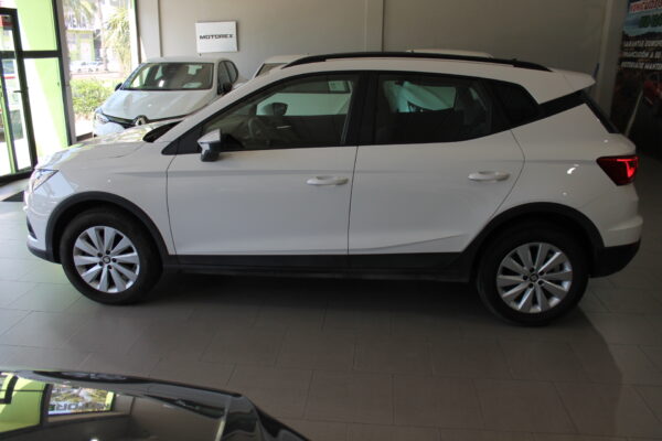 Seat Arona 1.6 TDI 95cv Style Eco 5p. 2018 - Imagen 3