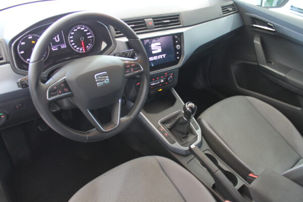 Seat Arona 1.6 TDI 95cv Style Eco 5p. 2018 - Imagen 13