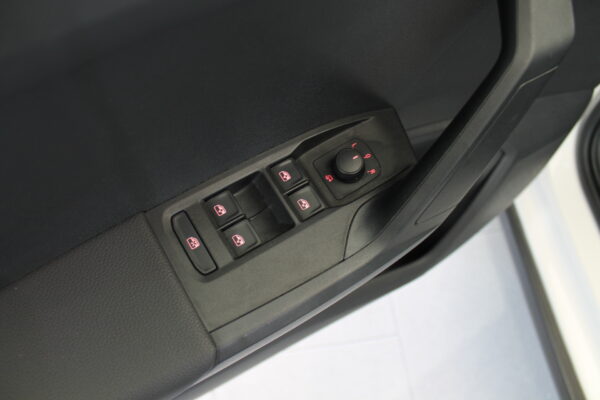 Seat Arona 1.6 TDI 95cv Style Eco 5p. 2018 - Imagen 15