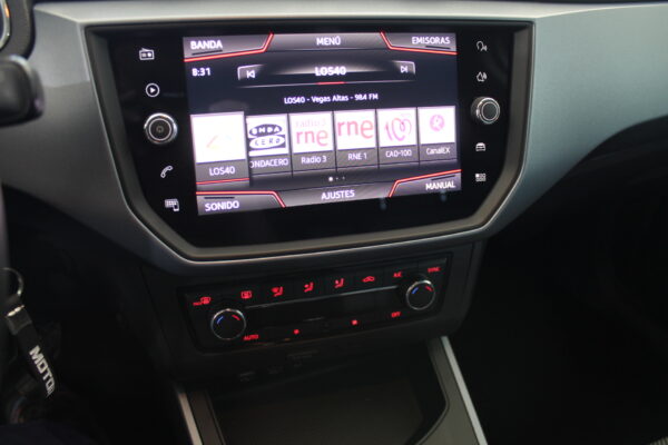 Seat Arona 1.6 TDI 95cv Style Eco 5p. 2018 - Imagen 19