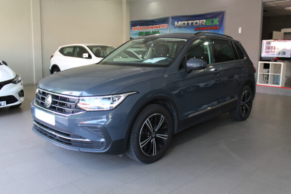Volkswagen Tiguan 2.0 TDI 150cv Life 5p. 2021 - Imagen 2