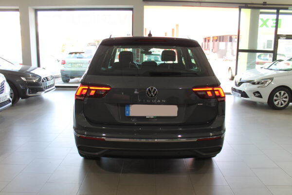 Volkswagen Tiguan 2.0 TDI 150cv Life 5p. 2021 - Imagen 5