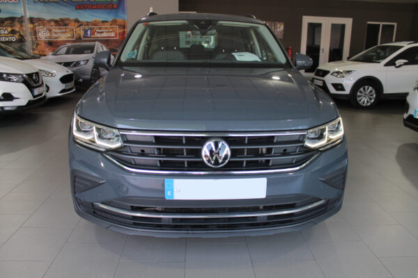 Volkswagen Tiguan 2.0 TDI 150cv Life 5p. 2021 - Imagen 9