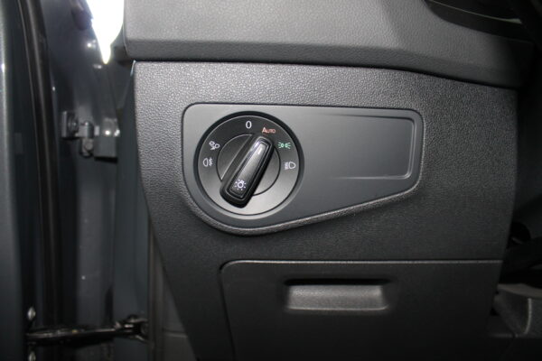 Volkswagen Tiguan 2.0 TDI 150cv Life 5p. 2021 - Imagen 16