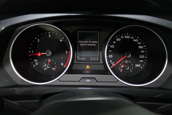 Volkswagen Tiguan 2.0 TDI 150cv Life 5p. 2021 - Imagen 17