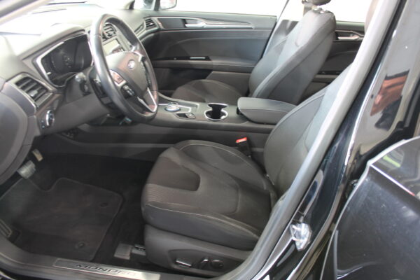 Ford Mondeo 2.0 Tdci 150cv Auto. Titanium 2019 - Imagen 12