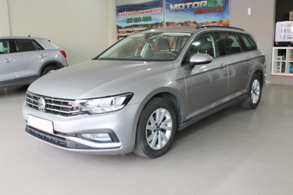Volkswagen Passat Variant 2.0 TDI 150cv Business 2020 - Imagen 2