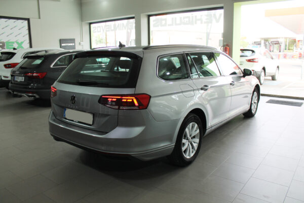 Volkswagen Passat Variant 2.0 TDI 150cv Business 2020 - Imagen 6