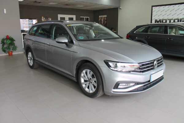 Volkswagen Passat Variant 2.0 TDI 150cv Business 2020 - Imagen 8