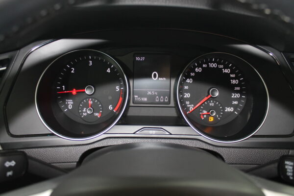 Volkswagen Passat Variant 2.0 TDI 150cv Business 2020 - Imagen 17