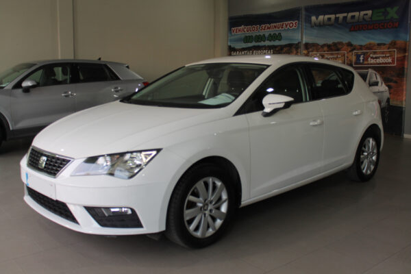 Seat León 1.6 TDI 115cv Reference 5p. 2019 - Imagen 2