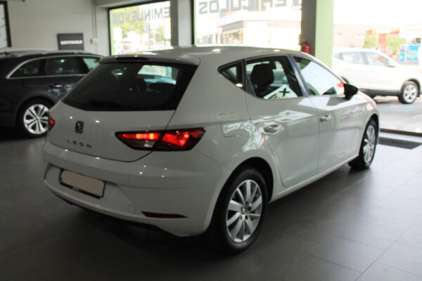 Seat León 1.6 TDI 115cv Reference 5p. 2019 - Imagen 6