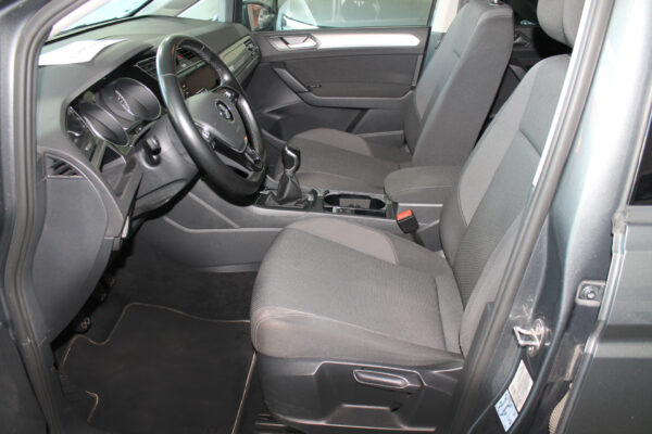 Volkswagen Touran 2.0 TDI 122cv Business 7plazas 5p. 2021 - Imagen 13