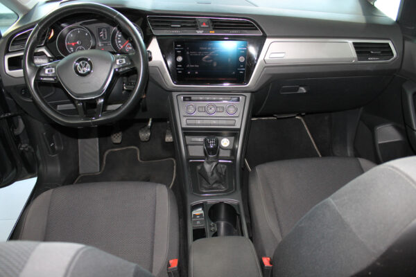 Volkswagen Touran 2.0 TDI 122cv Business 7plazas 5p. 2021 - Imagen 14