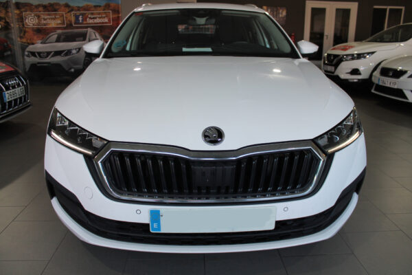 Skoda Octavia Combi 2.0 TDI 150cv Auto. Ambition 2021 - Imagen 9