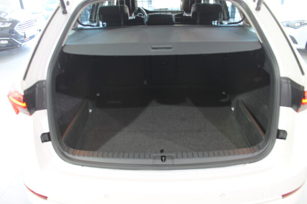 Skoda Octavia Combi 2.0 TDI 150cv Auto. Ambition 2021 - Imagen 10