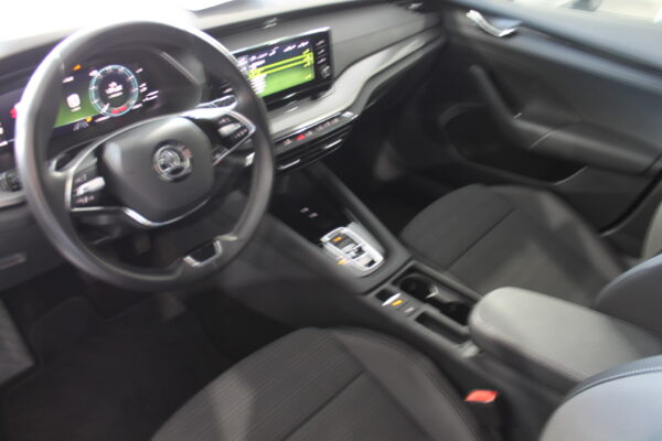 Skoda Octavia Combi 2.0 TDI 150cv Auto. Ambition 2021 - Imagen 13