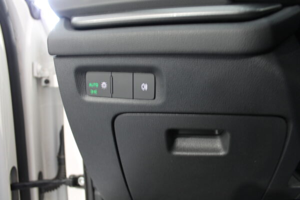 Skoda Octavia Combi 2.0 TDI 150cv Auto. Ambition 2021 - Imagen 16