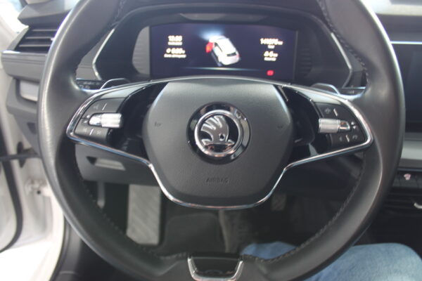 Skoda Octavia Combi 2.0 TDI 150cv Auto. Ambition 2021 - Imagen 18