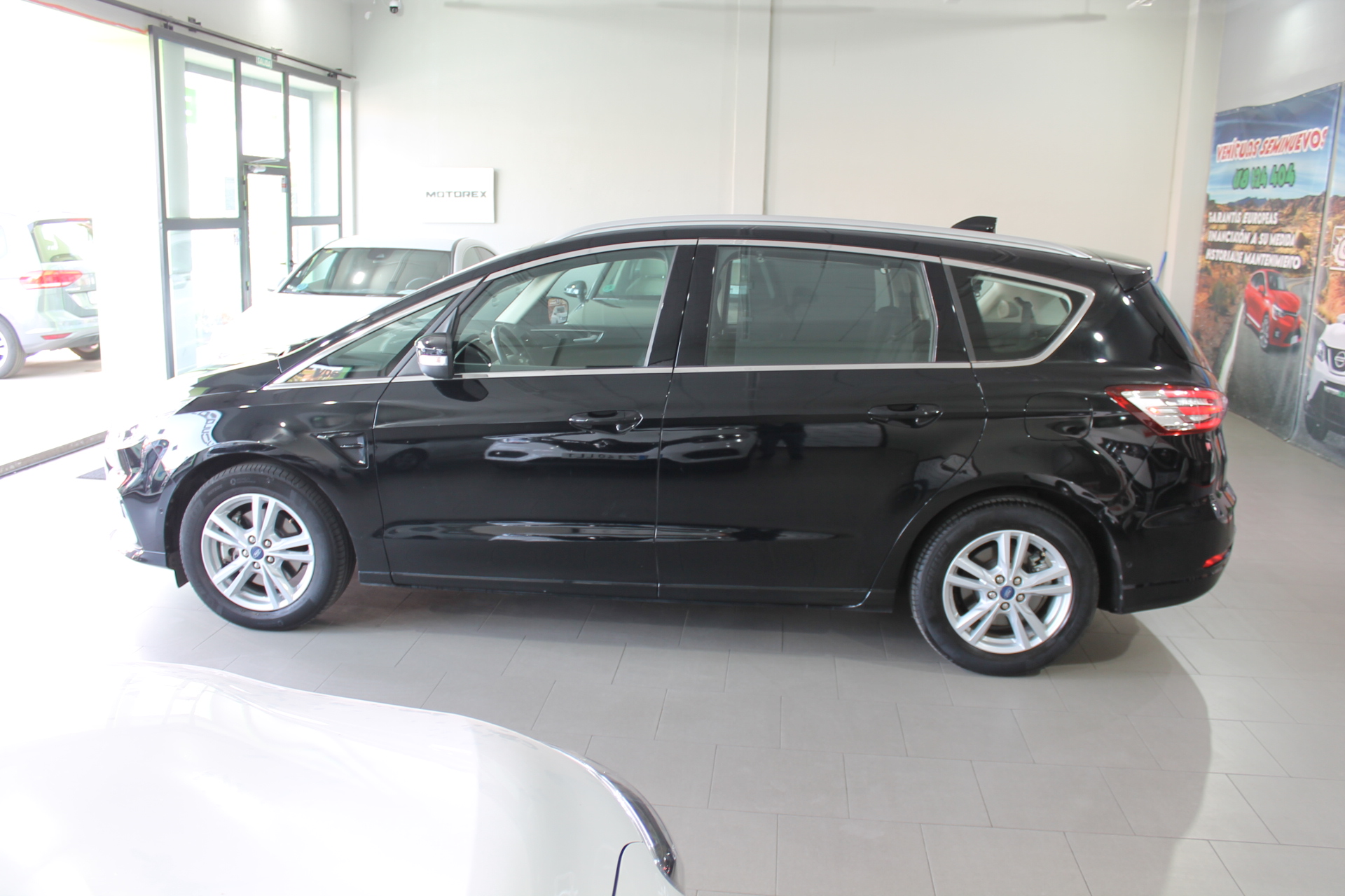 Ford S-Max 2.0 Ecoblue 150cv 7 plazas 2019 - Imagen 3