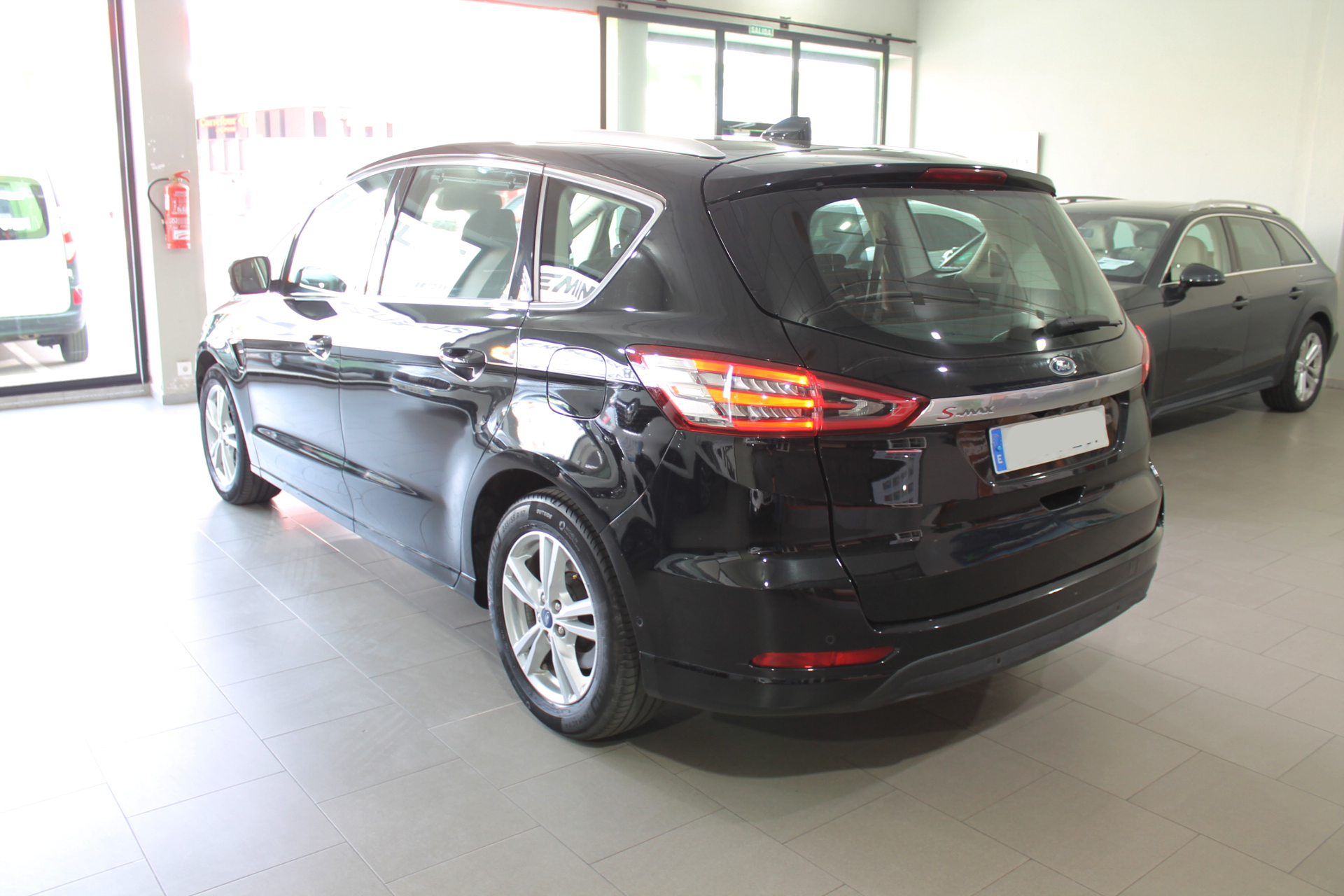 Ford S-Max 2.0 Ecoblue 150cv 7 plazas 2019 - Imagen 4