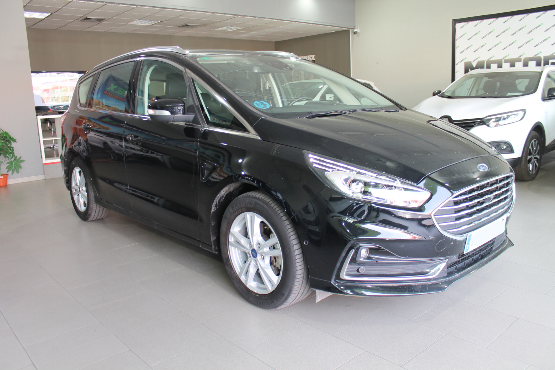 Ford S-Max 2.0 Ecoblue 150cv 7 plazas 2019 - Imagen 8