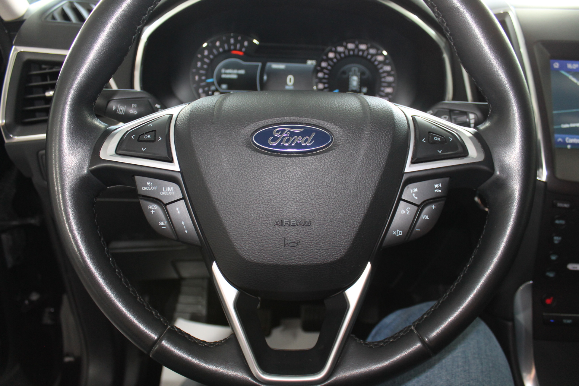 Ford S-Max 2.0 Ecoblue 150cv 7 plazas 2019 - Imagen 19