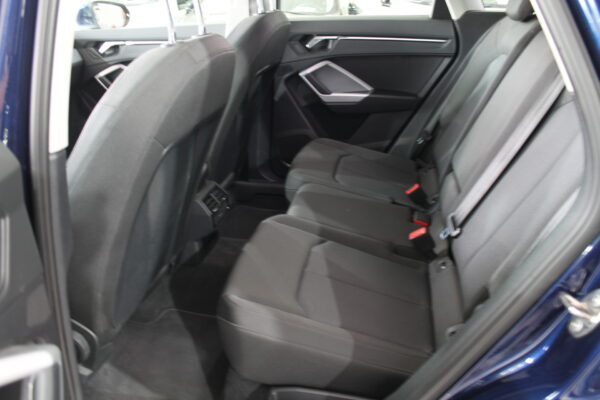 Audi Q3 35 TDI 150cv Autom. S-tronic 5p. 2020 - Imagen 9