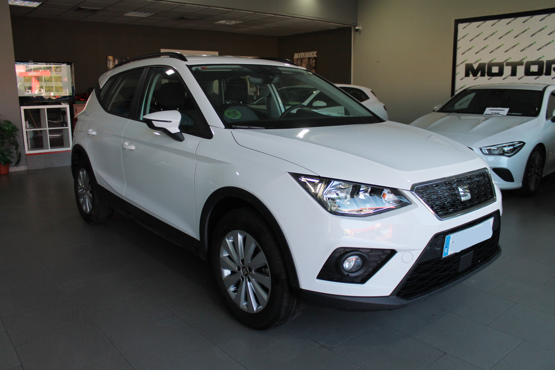 Seat Arona 1.0 TSI 110cv GASOLINA Style 5p. 2021 - Imagen 8