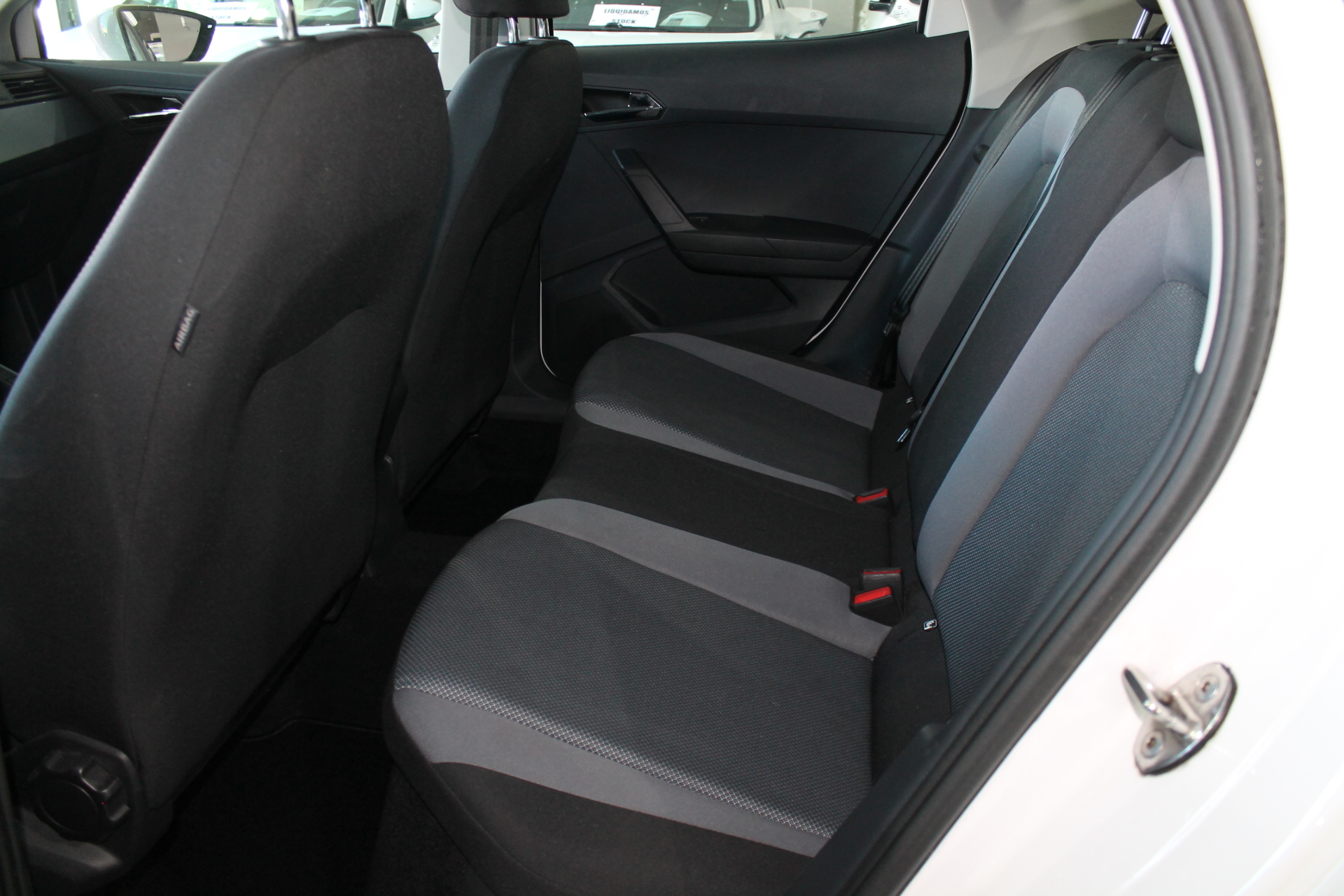 Seat Arona 1.0 TSI 110cv GASOLINA Style 5p. 2021 - Imagen 11