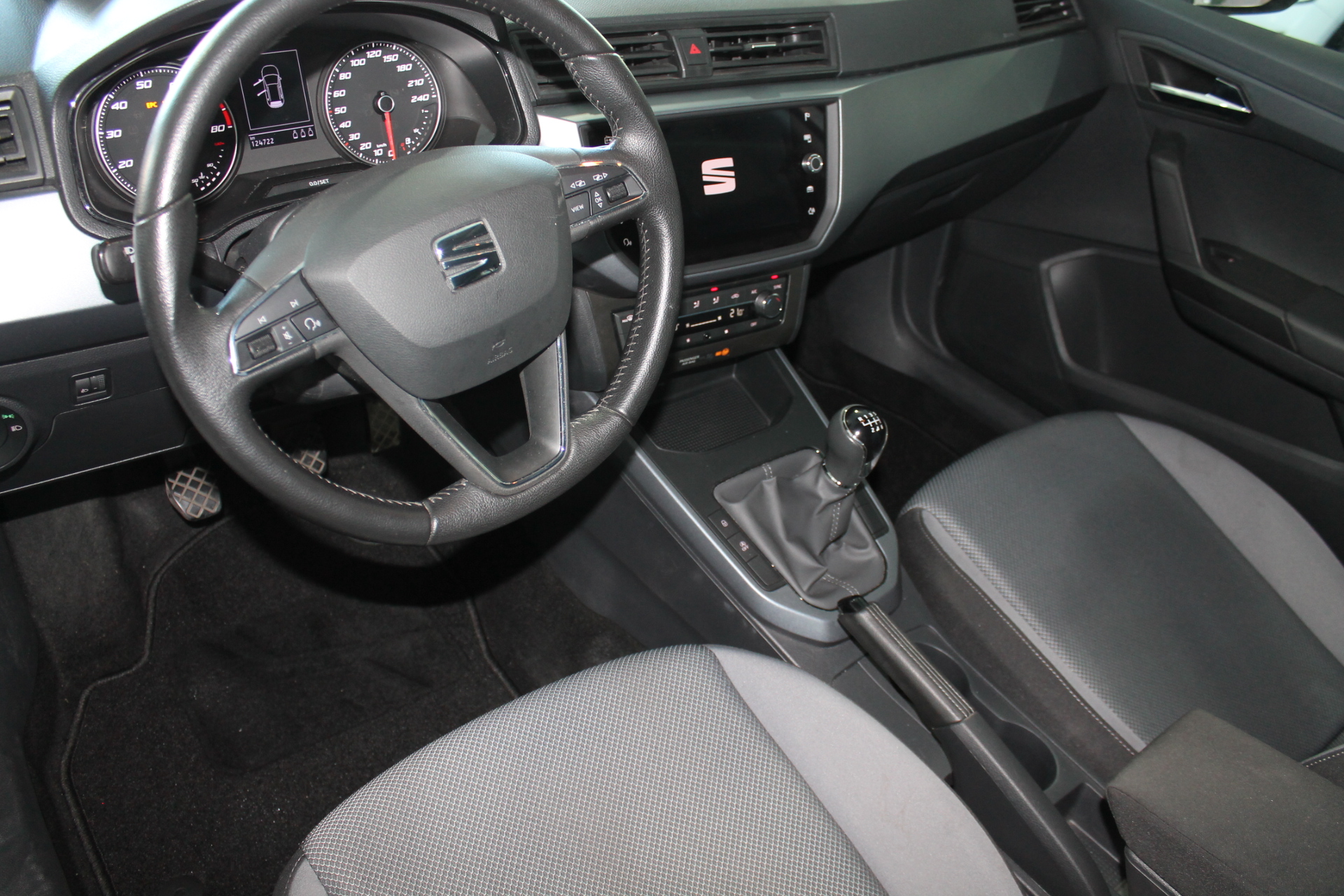 Seat Arona 1.0 TSI 110cv GASOLINA Style 5p. 2021 - Imagen 13