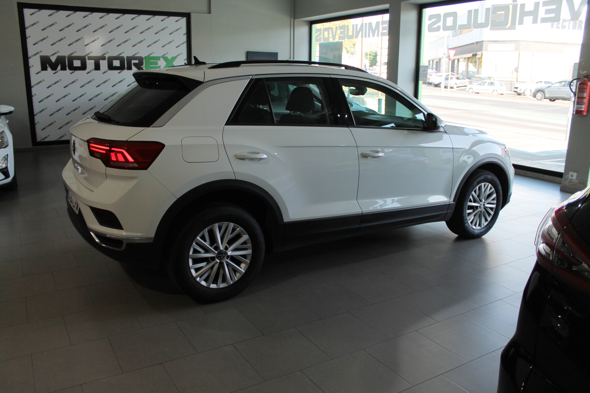 Volkswagen T-Roc 2.0 TDI 115cv Connect 5p. 2021 - Imagen 7