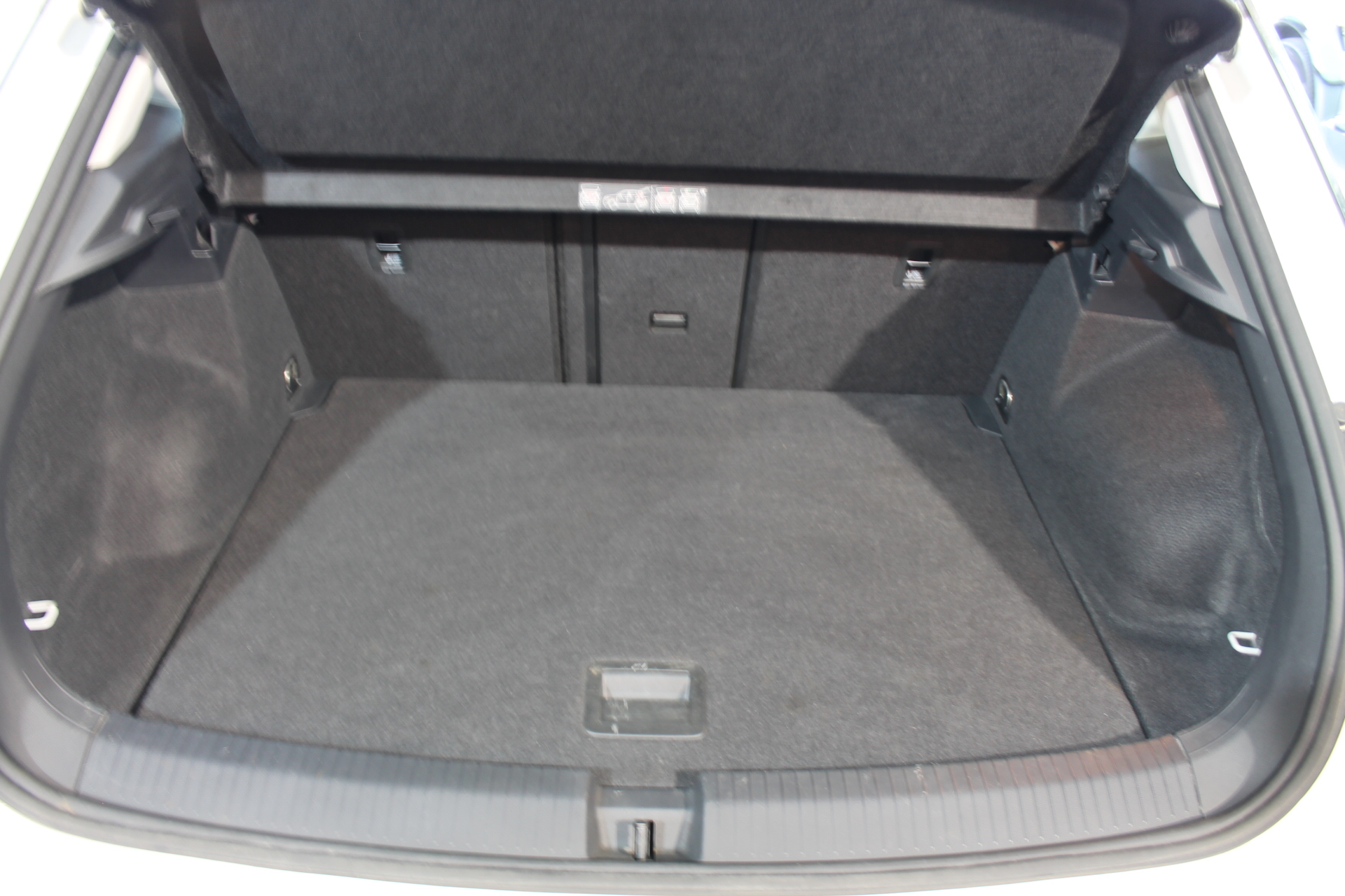 Volkswagen T-Roc 2.0 TDI 115cv Connect 5p. 2021 - Imagen 10