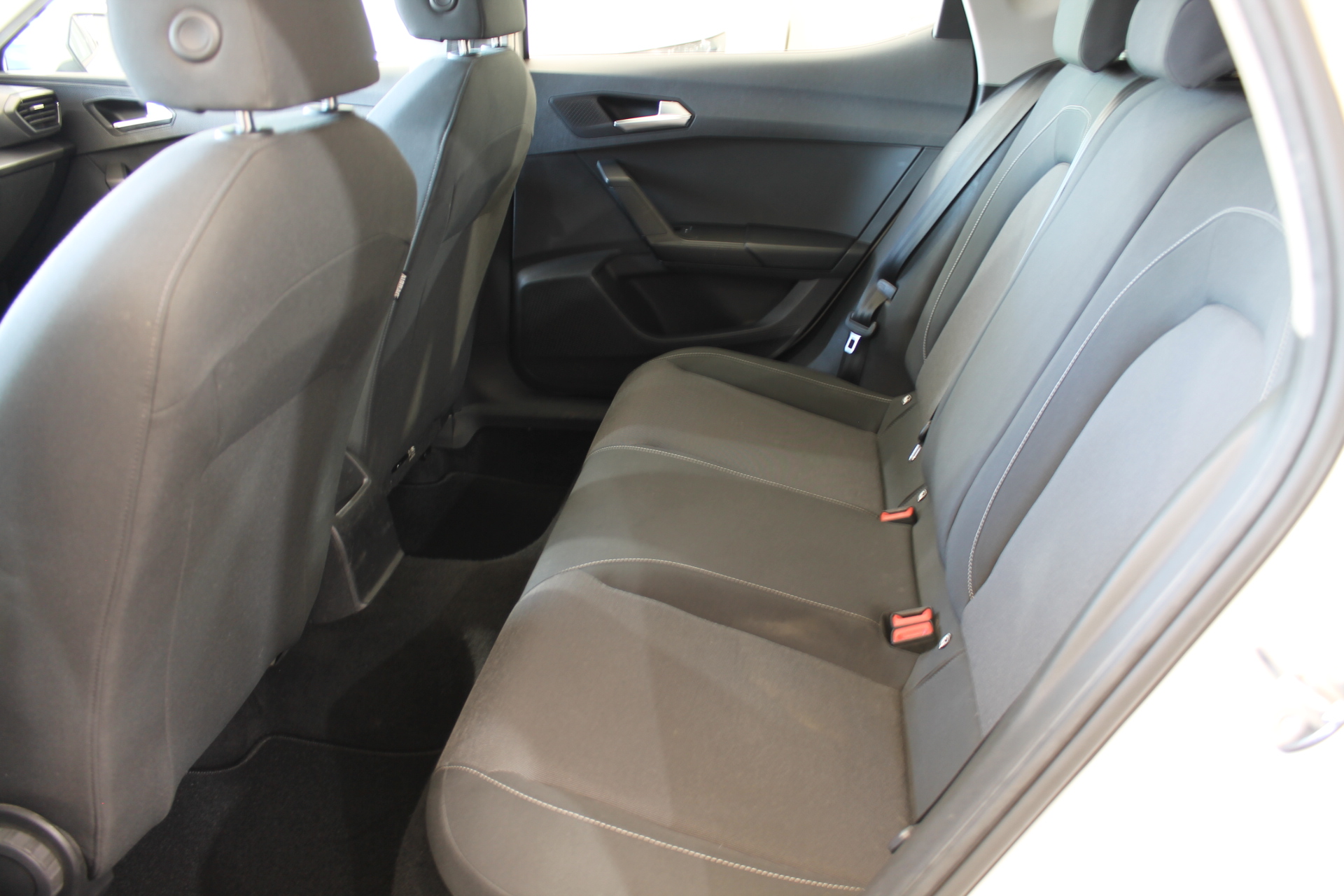 Seat León 2.0 TDI 115cv Reference Go 5p. 2021 - Imagen 11