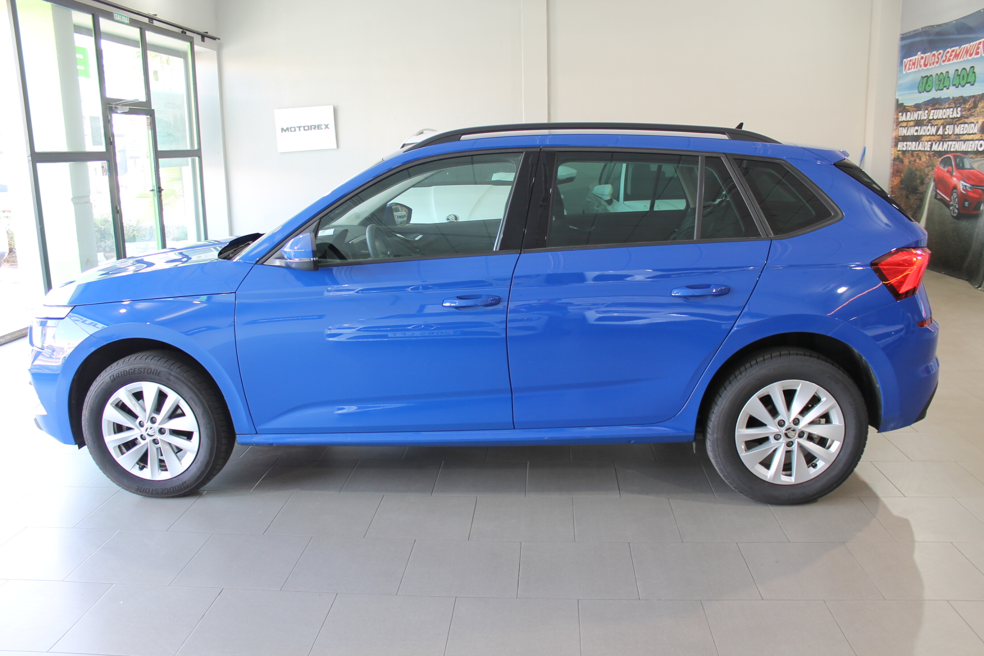 Skoda Kamiq 1.0 TSI 110cv Active 5p. 2023 - Imagen 3