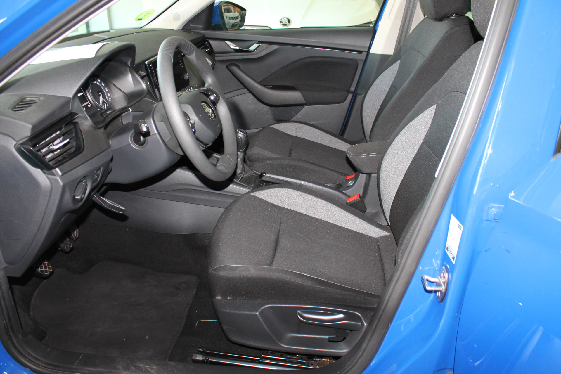 Skoda Kamiq 1.0 TSI 110cv Active 5p. 2023 - Imagen 12