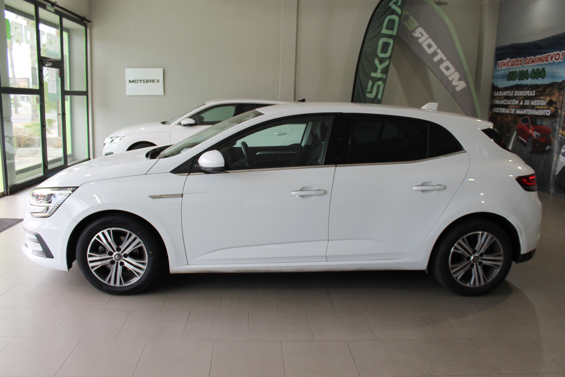 Renault Megane 1.5 DCI 115cv Zen Blue 5p. 2022 - Imagen 3