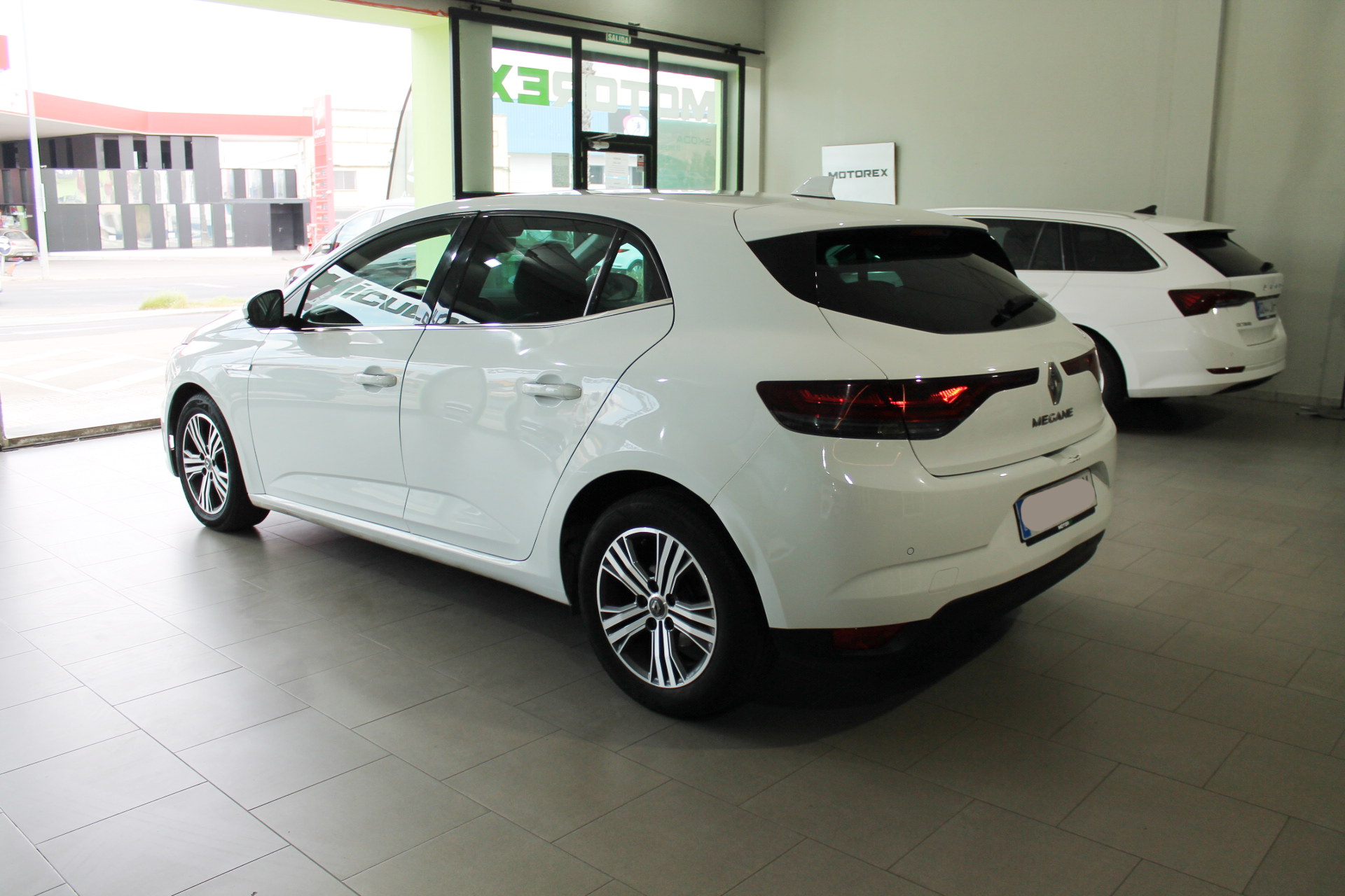 Renault Megane 1.5 DCI 115cv Zen Blue 5p. 2022 - Imagen 4