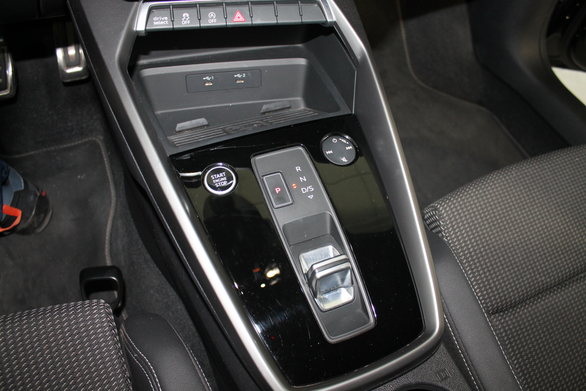AUDI A3 SPORTBACK 35TDI S-LINE S-TRONIC 150CV 2023 - Imagen 19