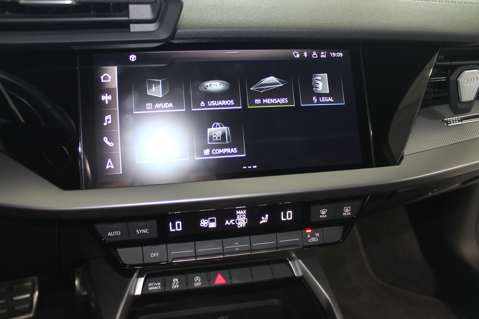 AUDI A3 SPORTBACK 35TDI S-LINE S-TRONIC 150CV 2023 - Imagen 20