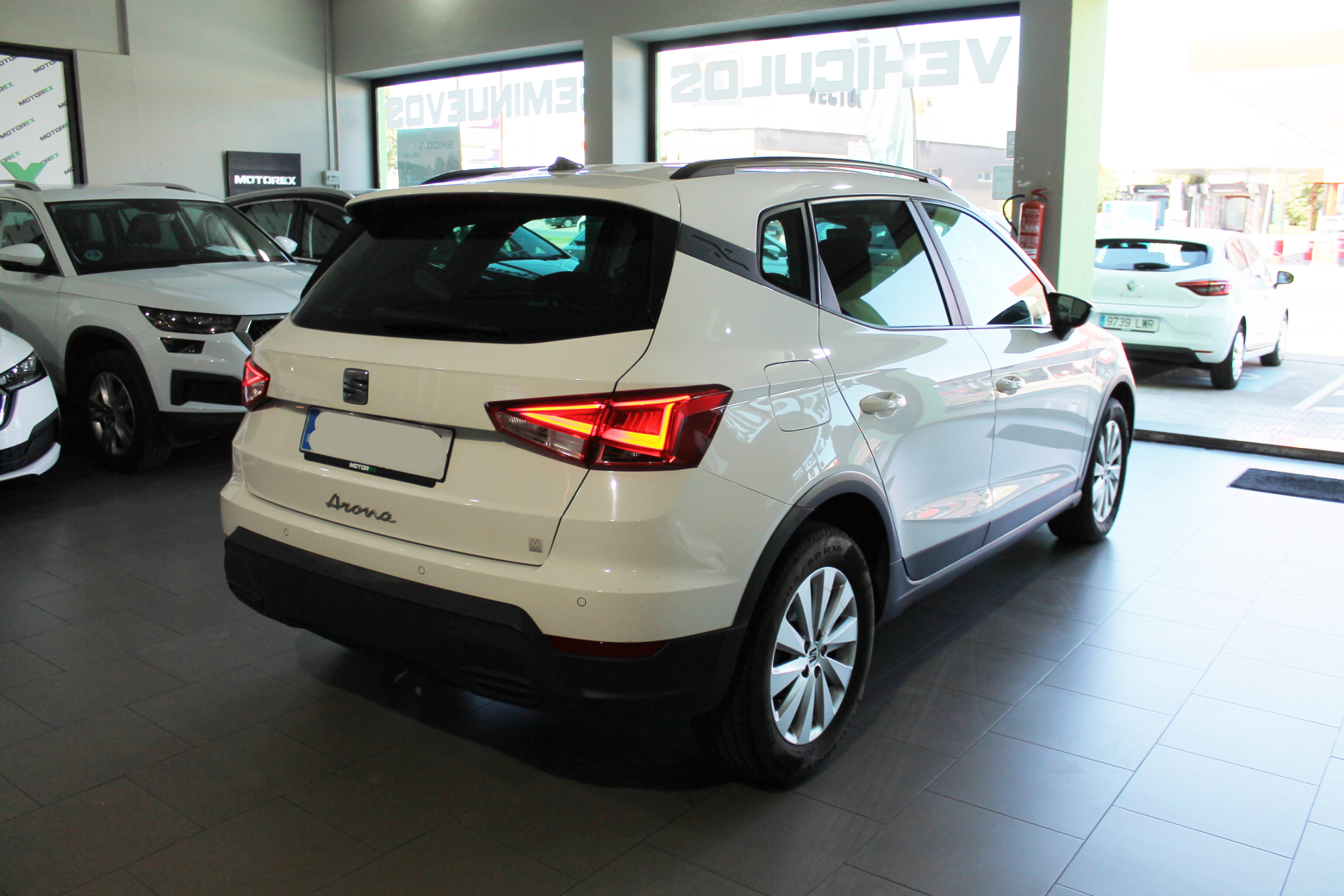 Seat Arona 1.0 TSI 110cv Style Plus 5p. 2022 - Imagen 6