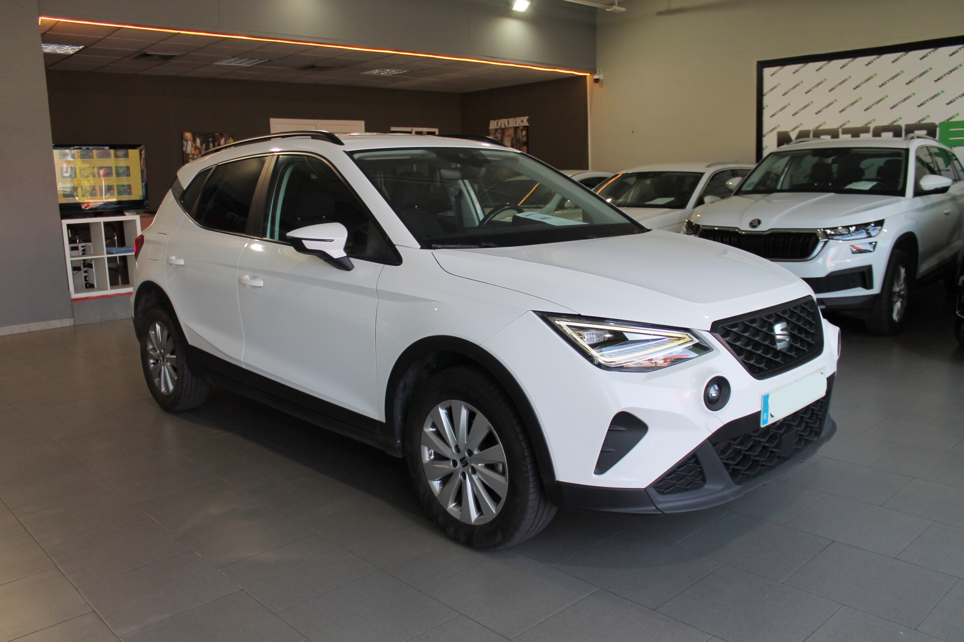 Seat Arona 1.0 TSI 110cv Style Plus 5p. 2022 - Imagen 8