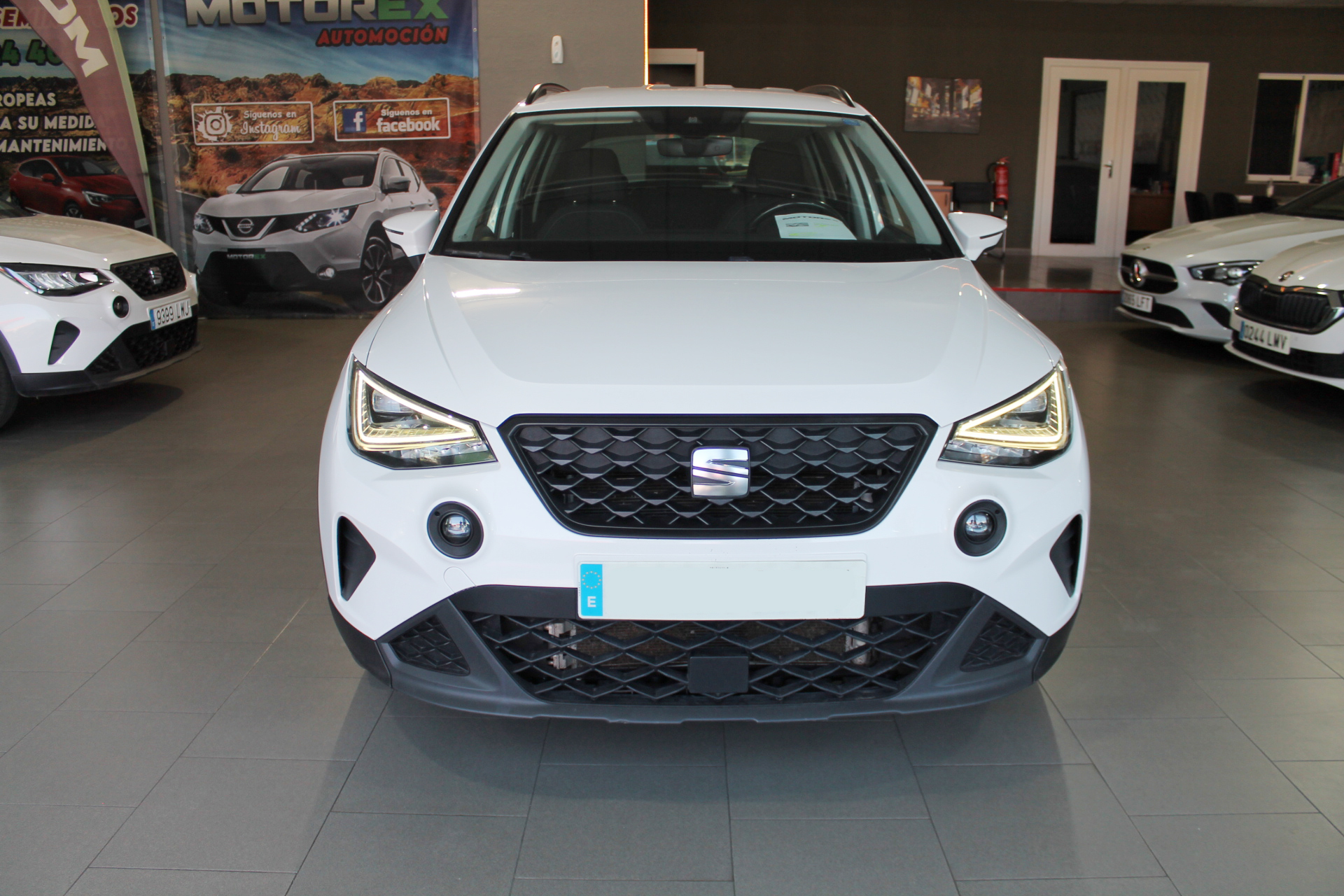 Seat Arona 1.0 TSI 110cv Style Plus 5p. 2022 - Imagen 9